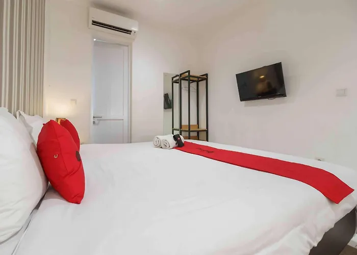 Reddoorz Plus Near Exit Toll Puncak 2 Bogor